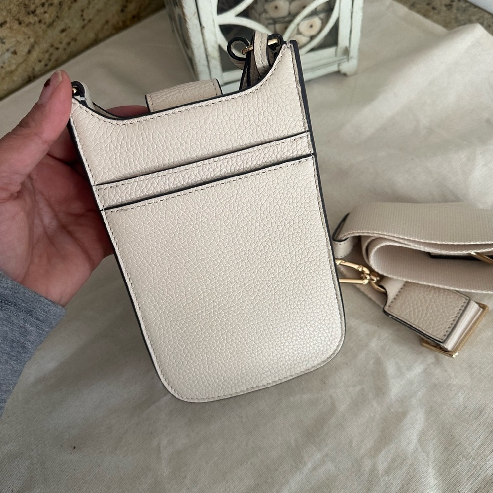 New Tory Burch Thea cellphone crossbody in ivory - Picture 7 of 7